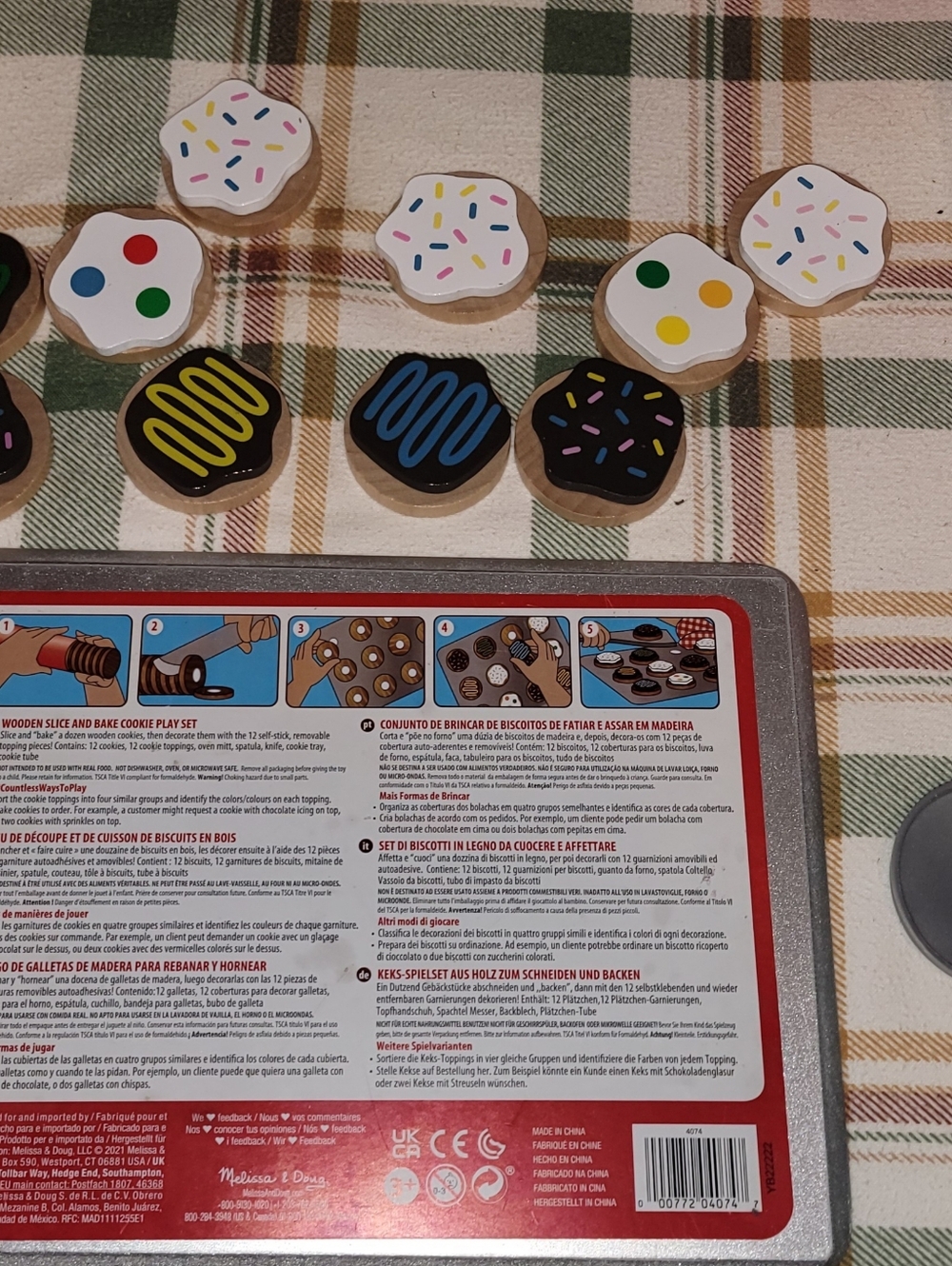 Melissa & Doug slice and bake cookie baking set
